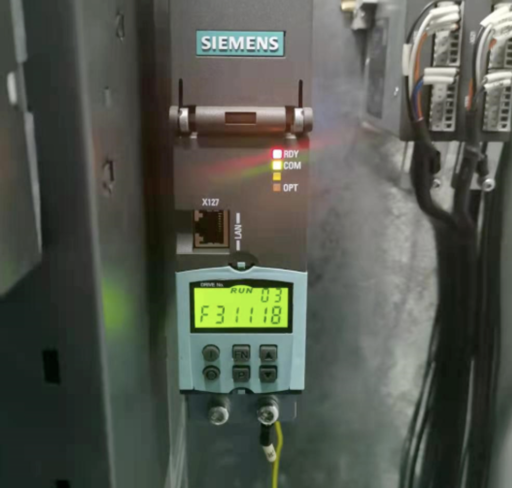 變頻器過流和過載故障的區(qū)別以及應(yīng)對措施