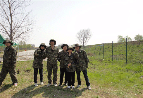 員工手冊競猜活動(dòng)與CS一日游